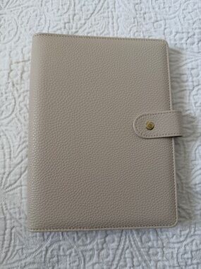 Still x Kaeli Mae Ring Binder